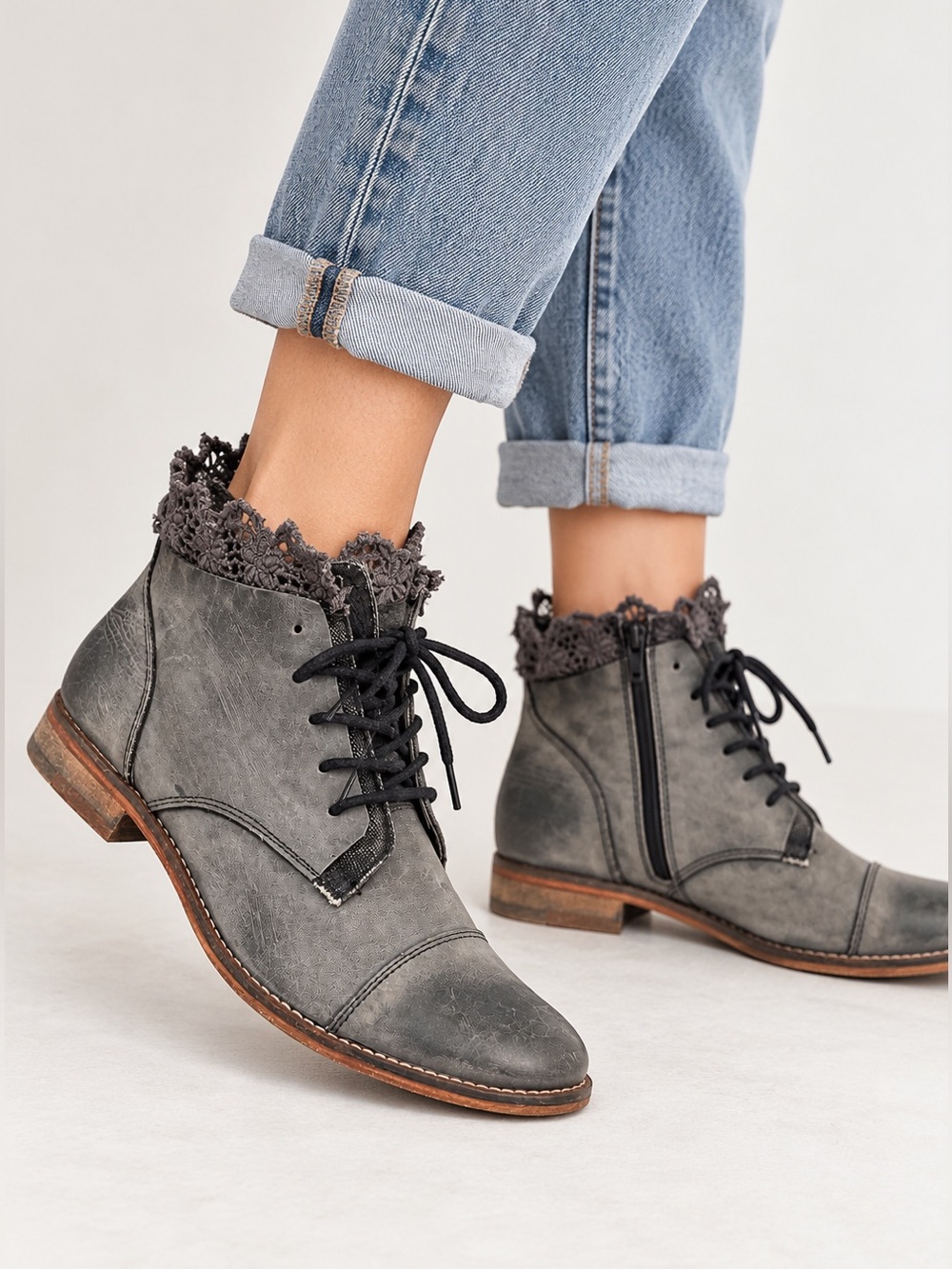 Free People Vaughan Crochet Leather Ankle Boots Grey EU 38 Boho